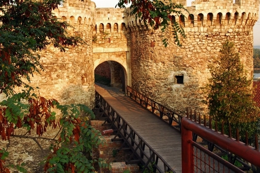Belgrad Zindan Kapı