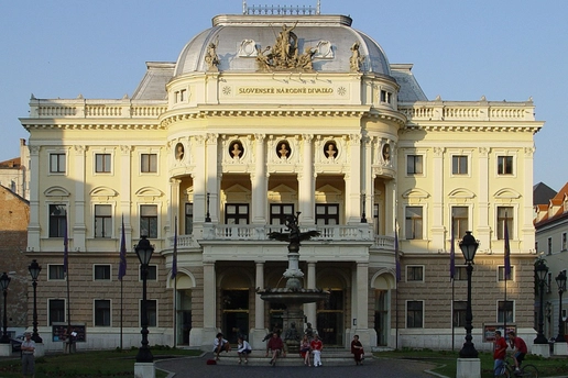 Slovak Devlet Tiyatro Binası