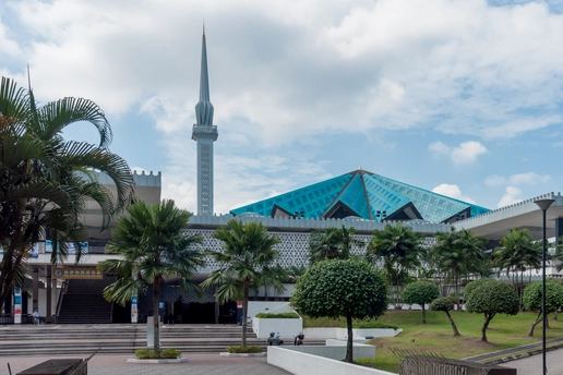Ulusal Camii