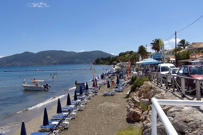 Agios Sostis Plajı