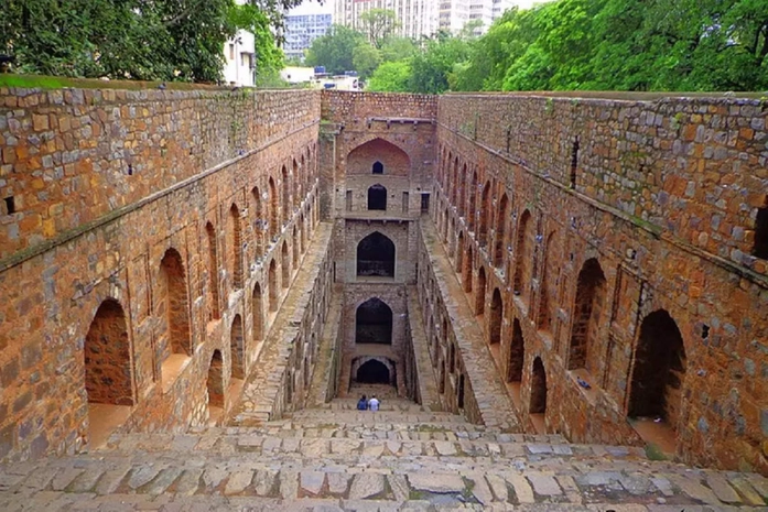 Agrasen ki baoli