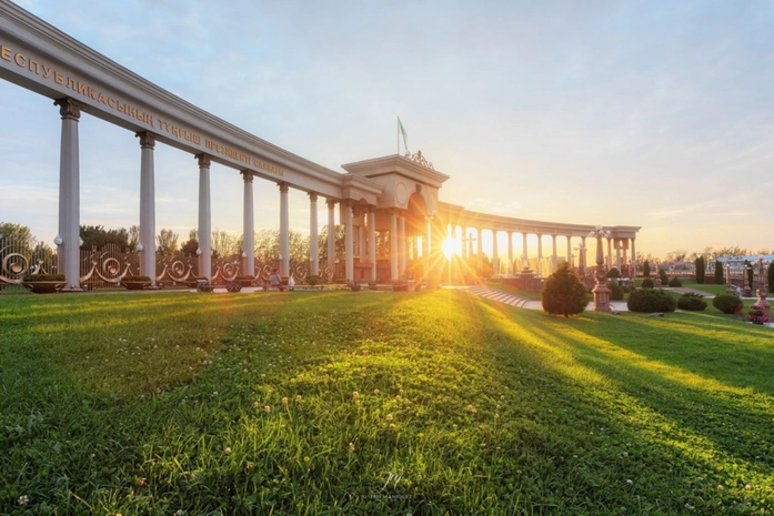 Almatı İlk Başkan Parkı
