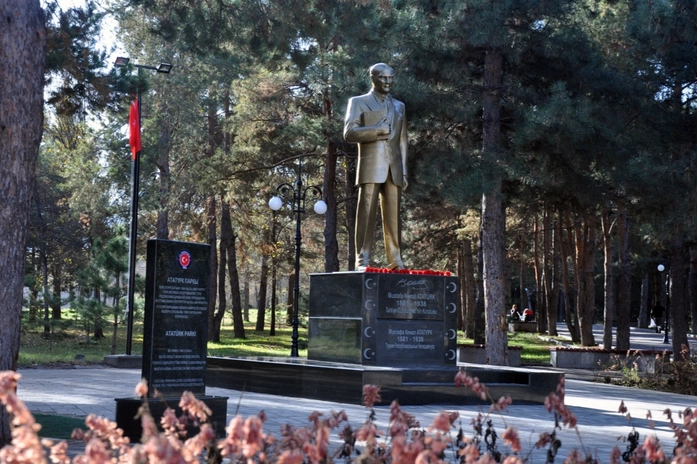 Atatürk Parkı Bişkek