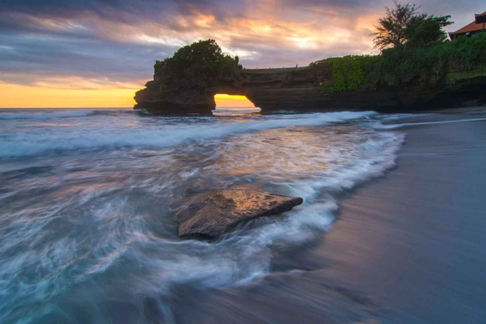 Batu Bolong Plajı