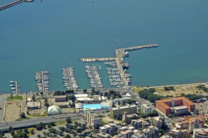 Bonaria Marinası