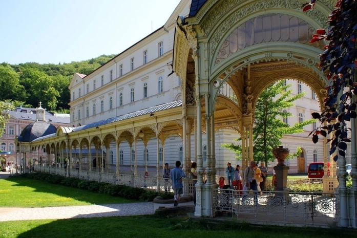 Colonnade Parkı