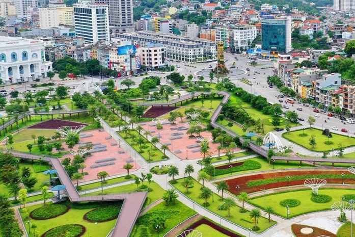 Cong Vien Hoa Ha Long Şehir Parkı