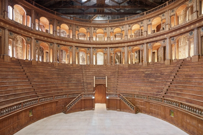 Farnese Tiyatrosu