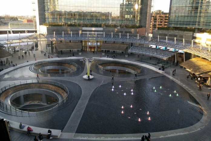 Gae Aulenti Square