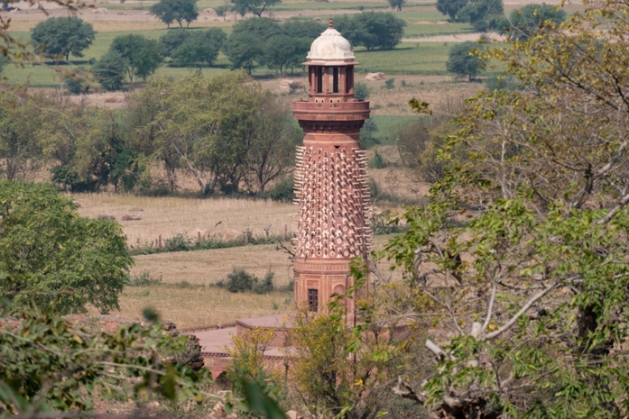 Hiran Minar Fatehpur Sikri