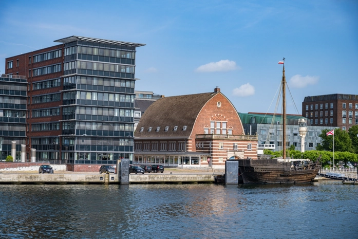 Kiel Denizcilik Müzesi Balık Pazarı ve Müze Köprüsü