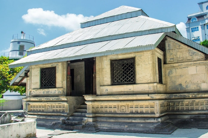 Malé Cuma Camii