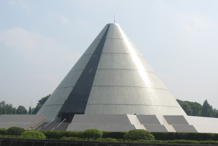 Monumen Yogya Kembali