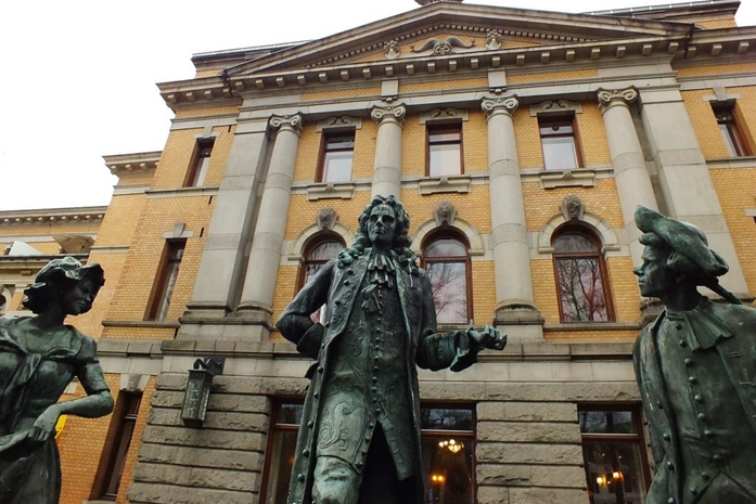 Oslo Ulusal Tiyatro Binası