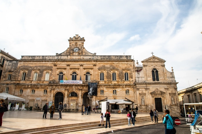 Ostuni Özgürlük Meydanı