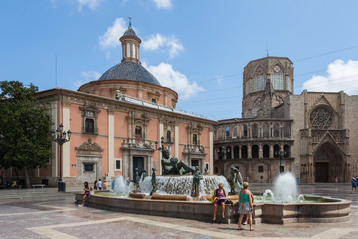 Plaza de la Virgen