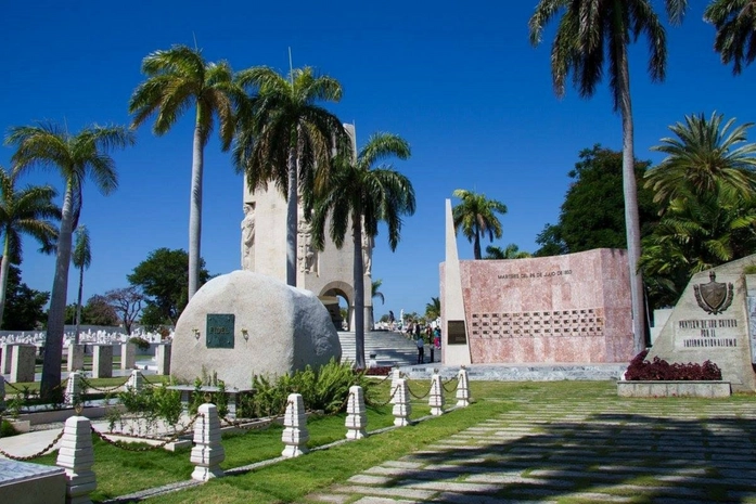 Santa Iphigenia Mezarlığı