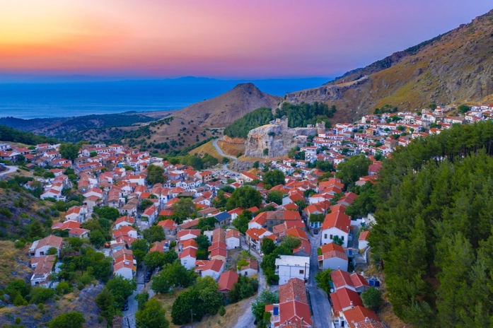 Semadirek Adası Hakkında