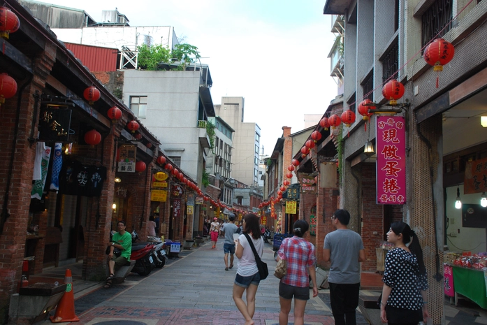 Shenkeng Old Street