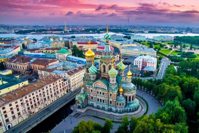 St. Petersburg’a Ne Zaman Gidilir?