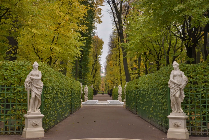 St. Petersburg Yaz Bahçesi
