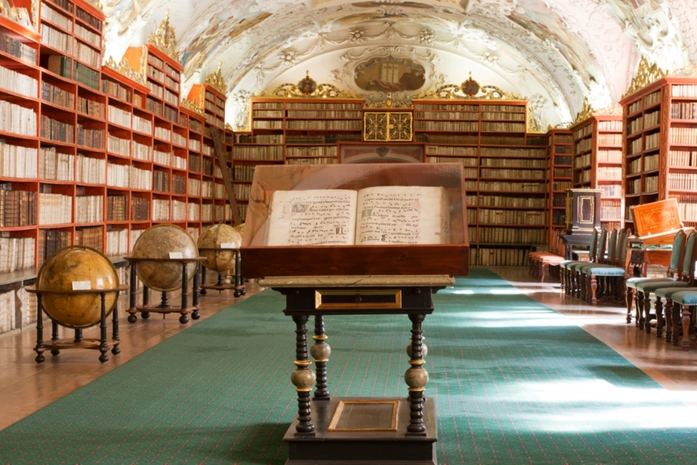 Strahov Kütüphanesi