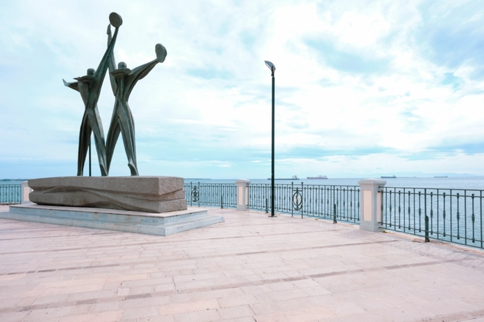 Taranto Denizci Anıtı