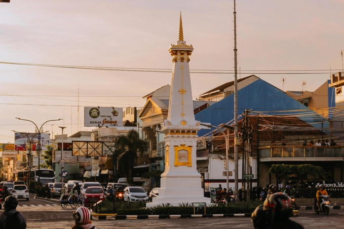 Tugu Anıtı Yogyakarta